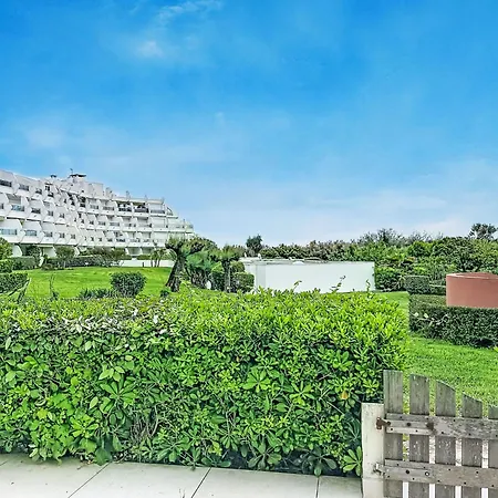 Les Grenadines-8 By Interhome *